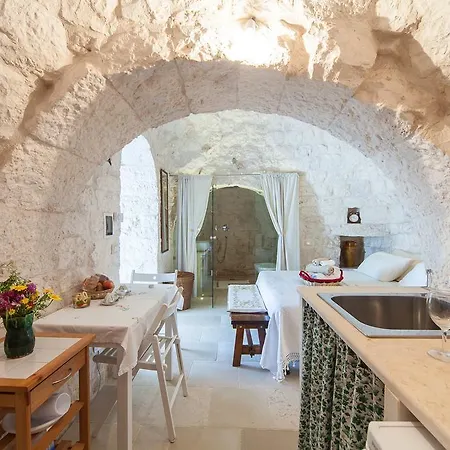 Trullo Anglani With Pool